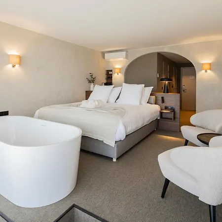 Palace By Cw Collection Hotel