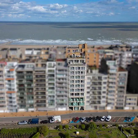 Hotel Palace By Cw Collection 5*