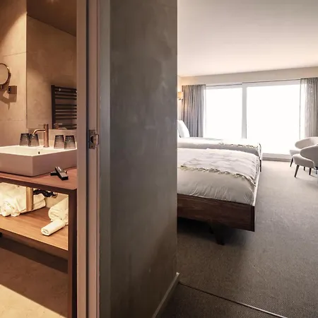 Palace By Cw Collection Hotel 5*