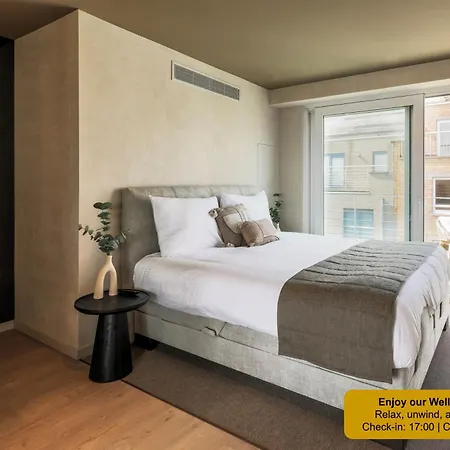 מלון Palace By Cw Collection