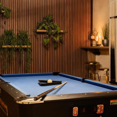 Palace By Cw Collection Hotel