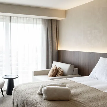 Hotel Palace By Cw Collection