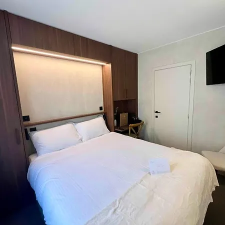 Palace By Cw Collection Hotel