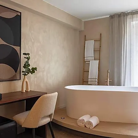 Palace By Cw Collection Hotel 5*