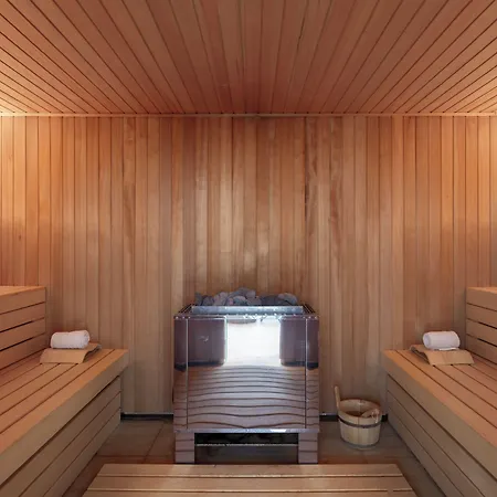 Hotel Palace By Cw Collection 5*