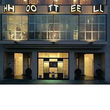 Hotel Palace By Cw Collection