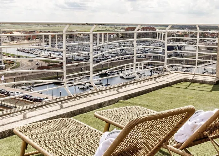 Palace By Cw Collection 5*