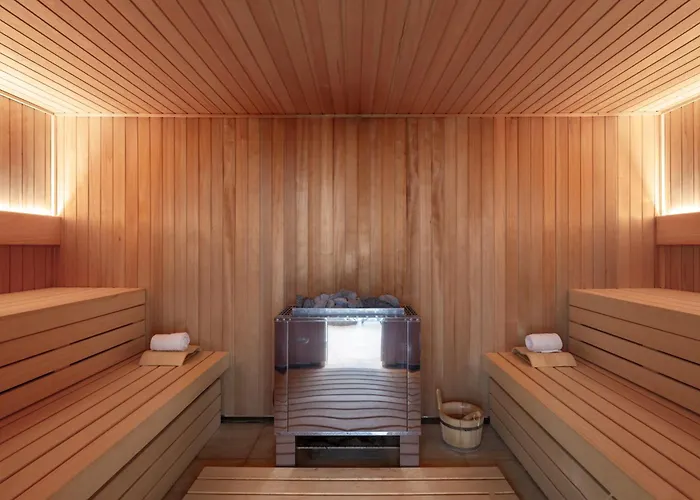 Palace By Cw Collection Hotel 5*