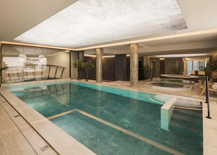 Hotell Palace By Cw Collection