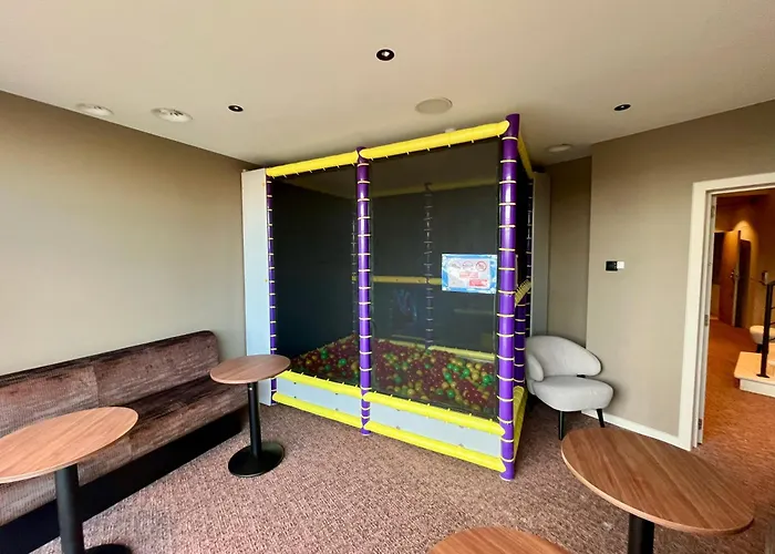 Hotell Palace By Cw Collection 5*