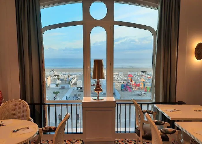 Hotell Palace By Cw Collection 5*