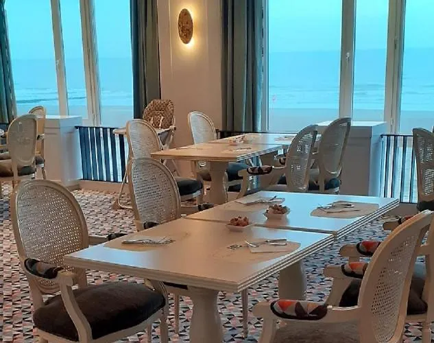 Palace By Cw Collection Hotell 5*